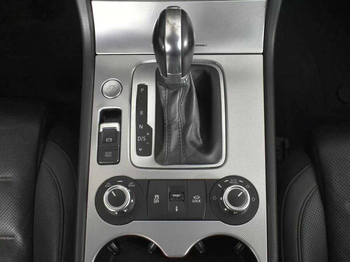 Купить Volkswagen Touareg, 2014, 330 000 км, фото №13