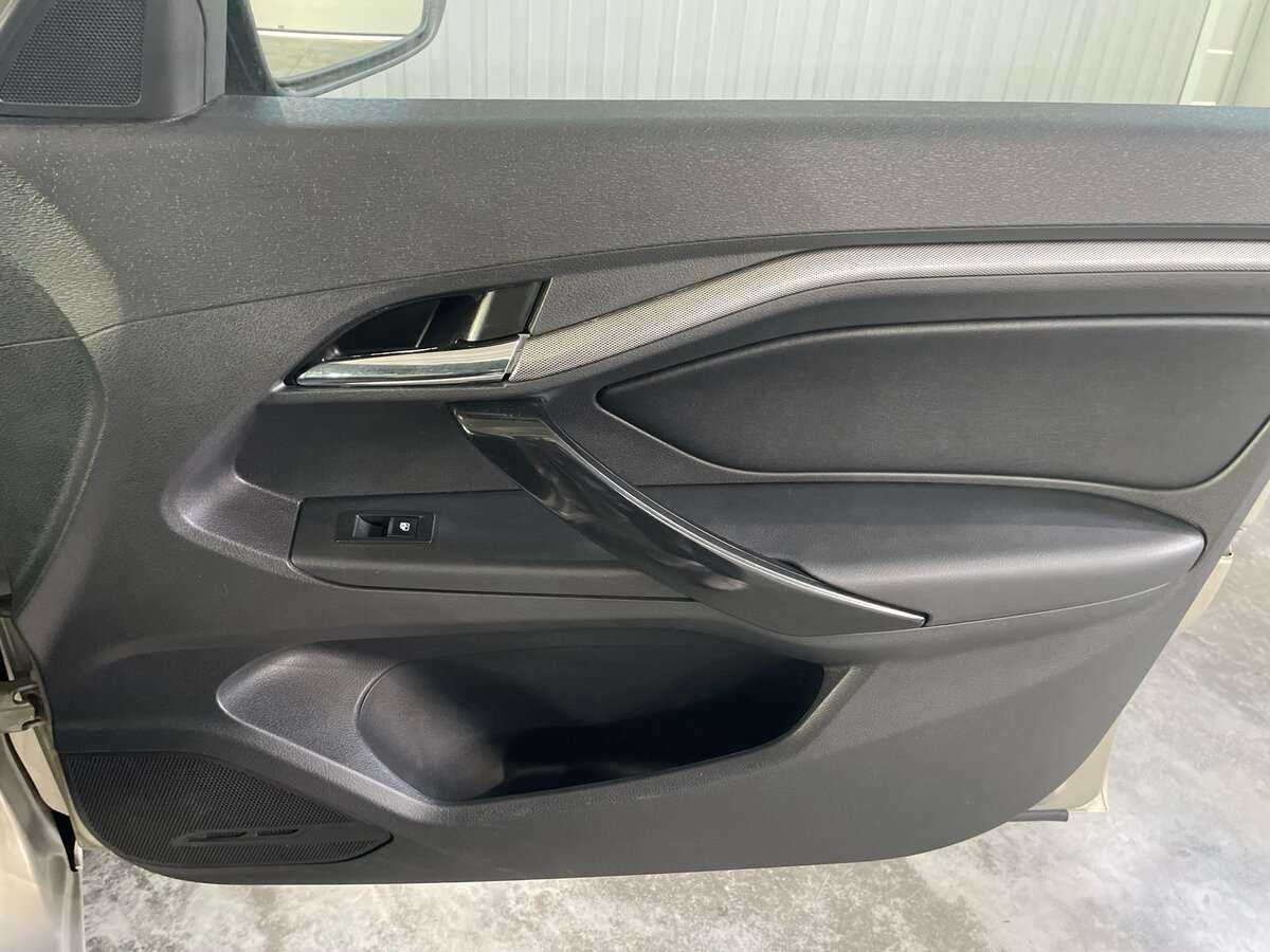 Купить Lada (ВАЗ) Vesta, 2017, 136 873 км, фото №21