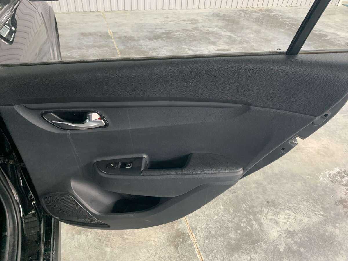 Купить Kia Rio X-Line, 2018, 34 525 км, фото №19