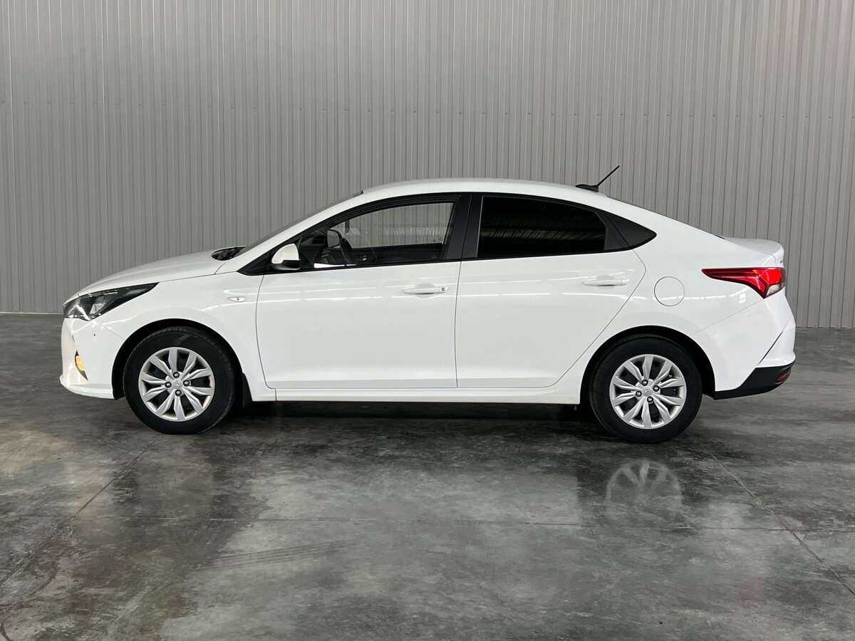 Купить Hyundai Solaris, 2021, 87 019 км, фото №4