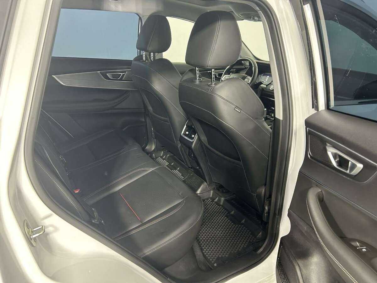 Купить CHERY Tiggo 7 Pro, 2022, 43 126 км, фото №15