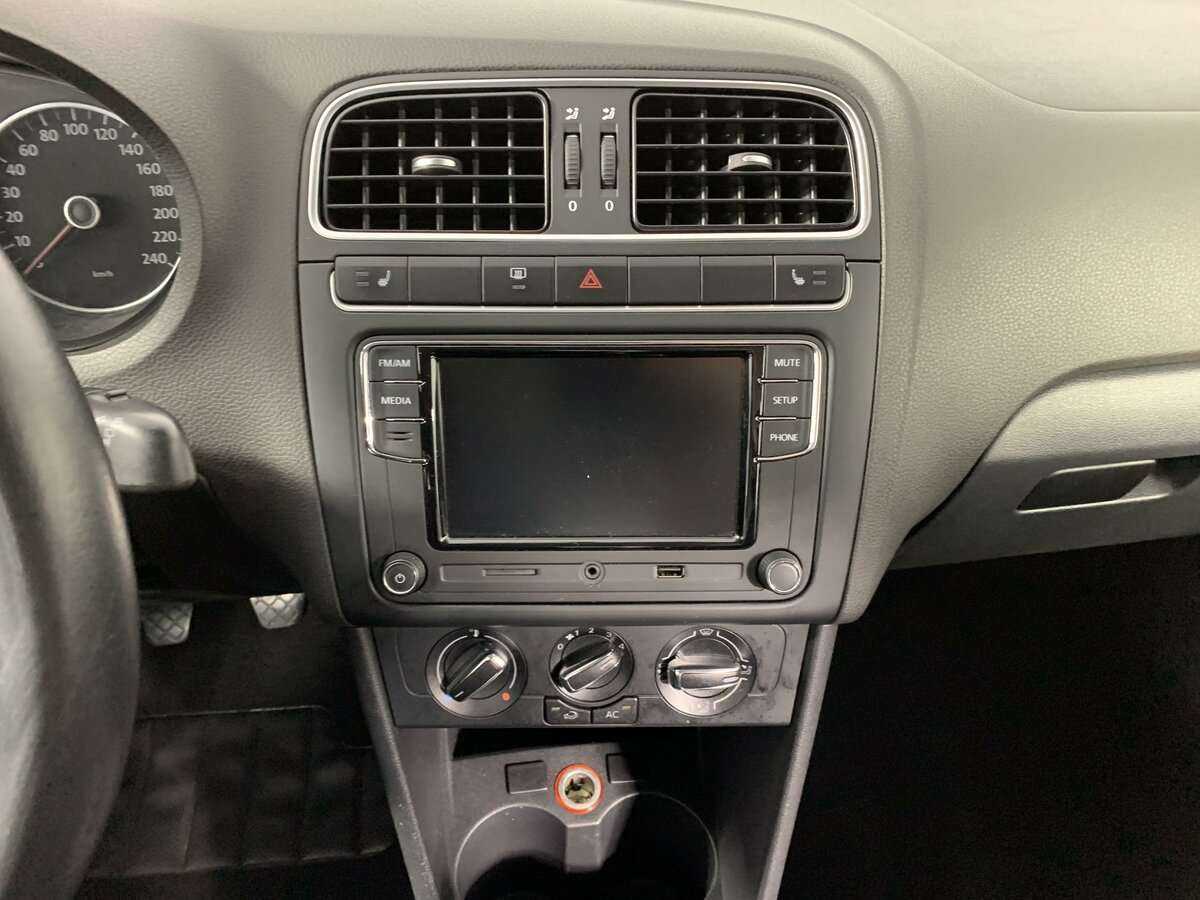 Купить Volkswagen Polo, 2012, 105 421 км, фото №17