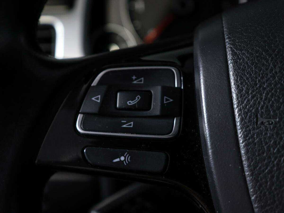Купить Volkswagen Touareg, 2012, 200 985 км, фото №22