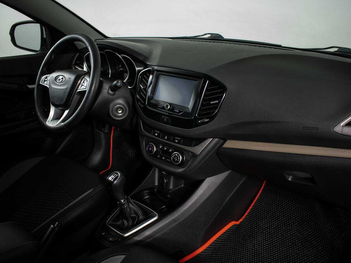 Купить Lada (ВАЗ) Vesta, 2018, 64 450 км, фото №7