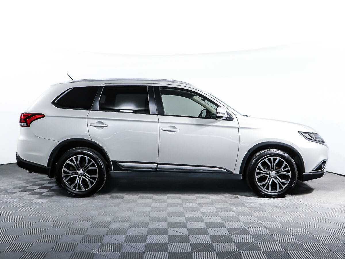 Купить Mitsubishi Outlander, 2016, 129 798 км, фото №4