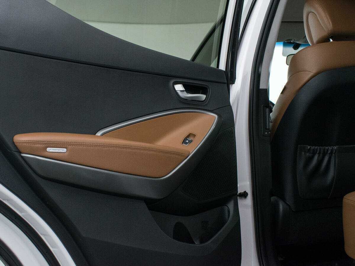 Купить Hyundai Santa Fe, 2017, 129 437 км, фото №15