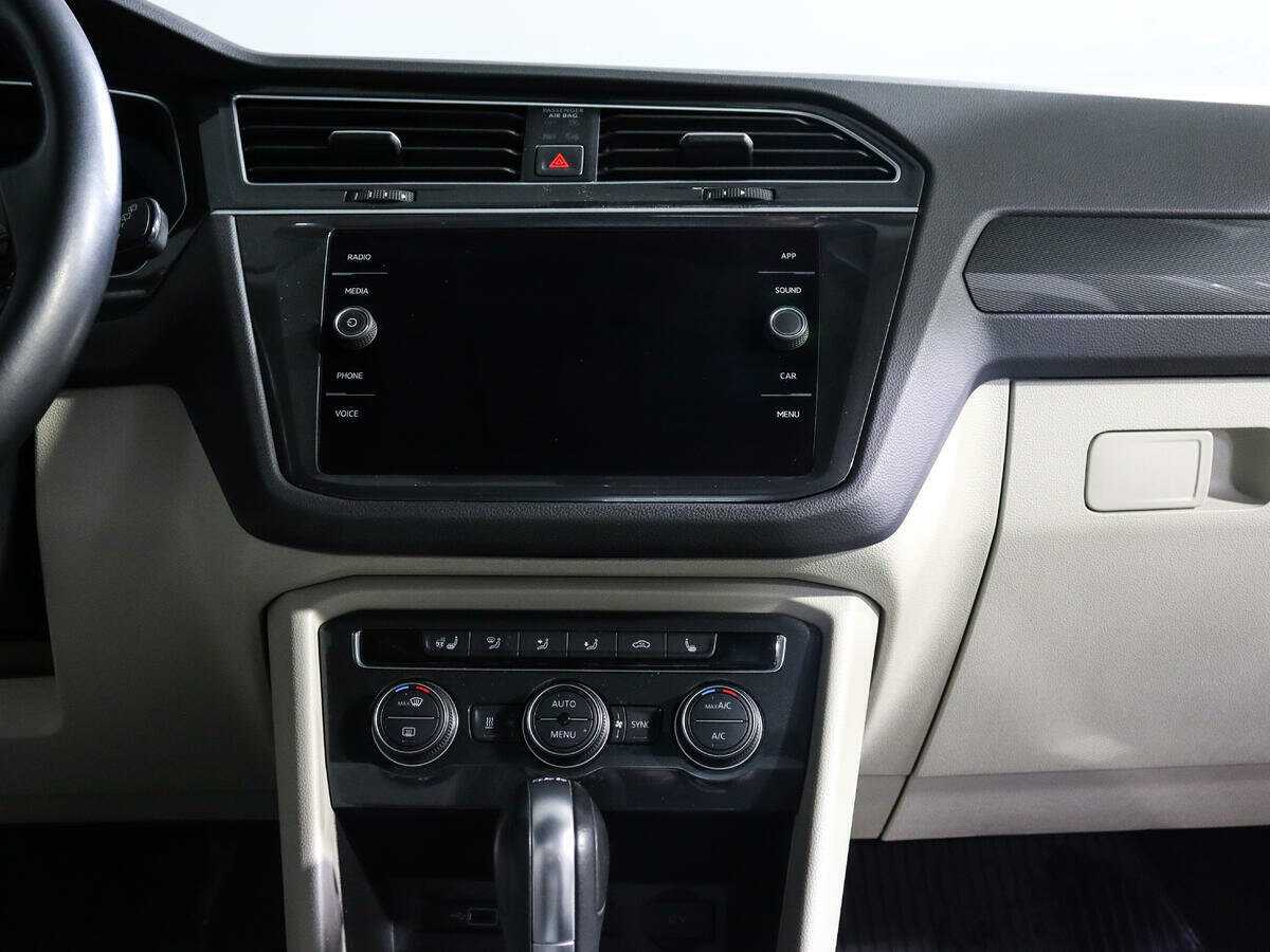 Купить Volkswagen Tiguan, 2018, 67 721 км, фото №13