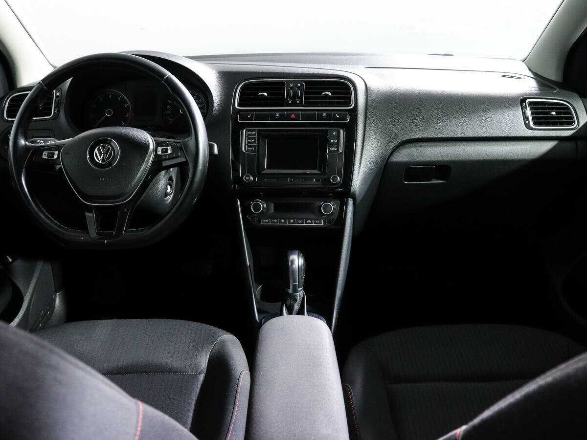 Купить Volkswagen Polo, 2017, 97 759 км, фото №12