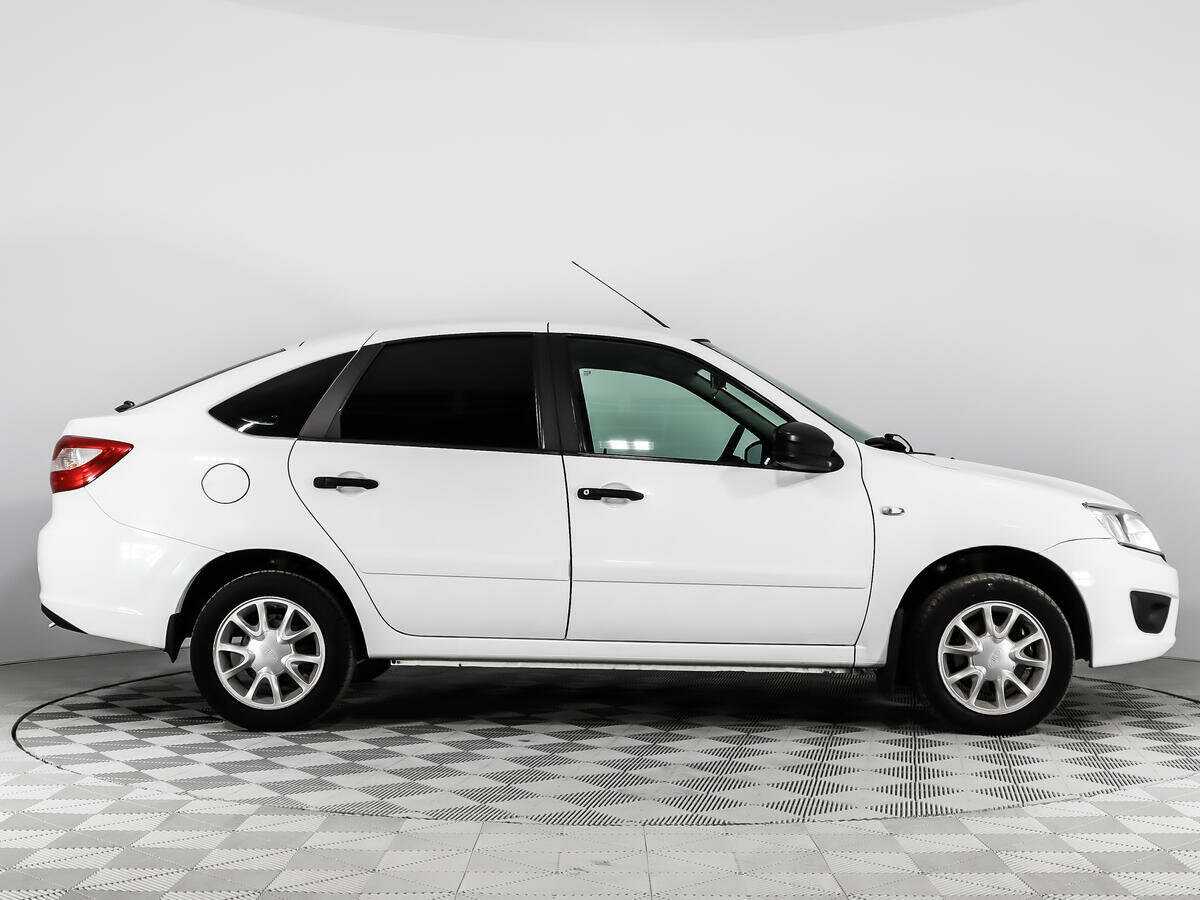 Купить Lada (ВАЗ) Granta, 2017, 83 244 км, фото №4