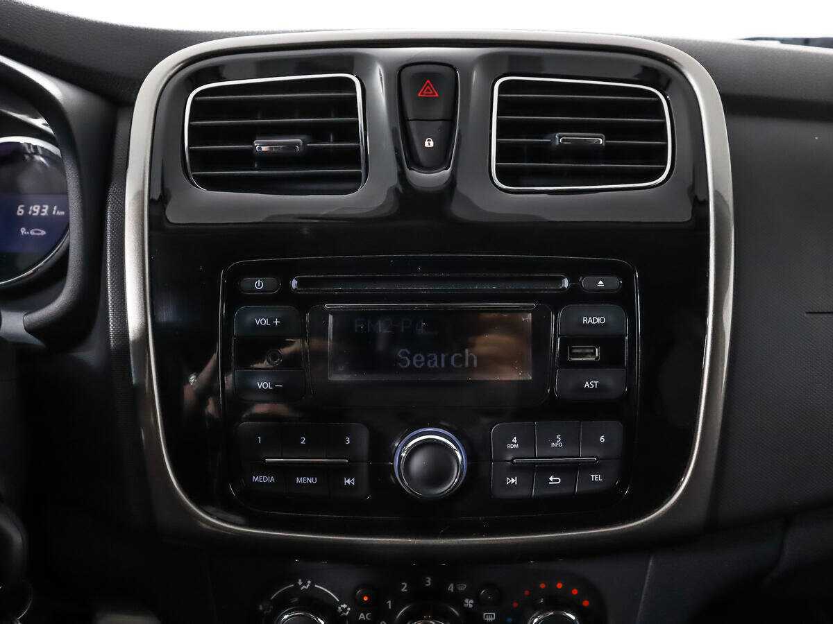 Купить Renault Logan, 2014, 211 000 км, фото №13