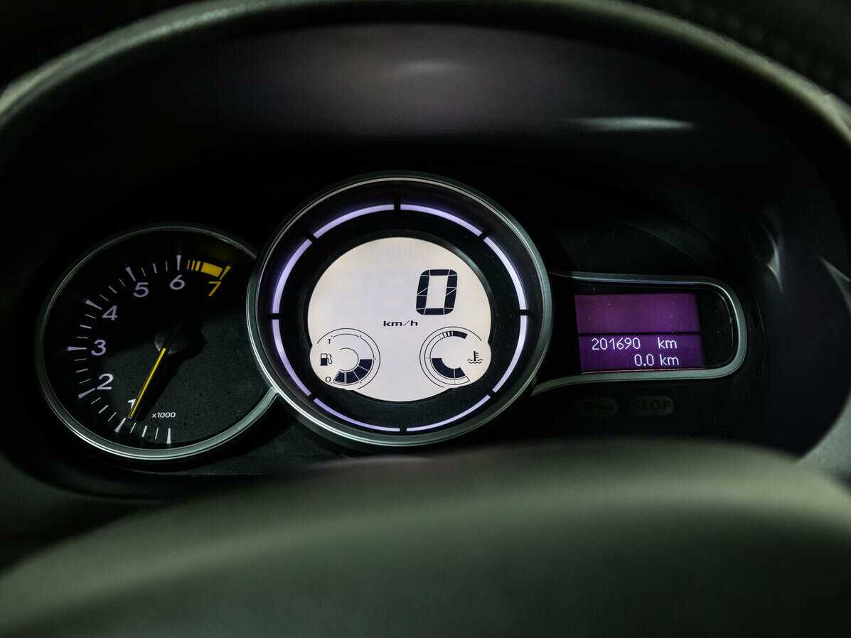 Купить Renault Fluence, 2013, 201 688 км, фото №12