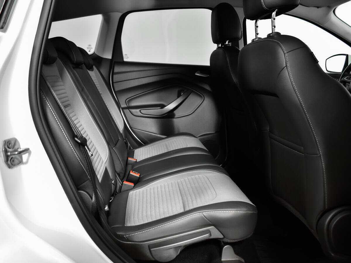 Купить Ford Kuga, 2017, 128 497 км, фото №10