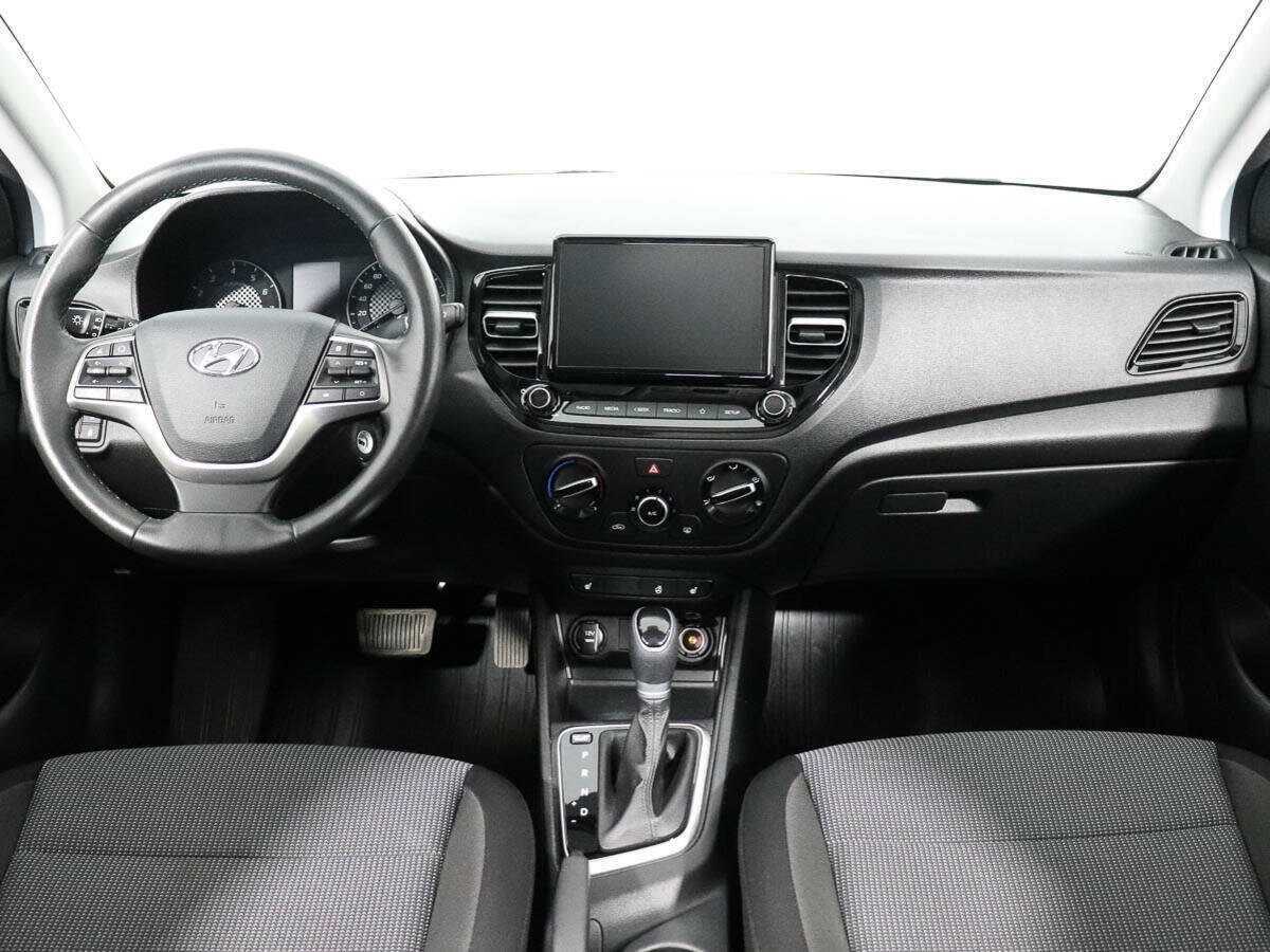 Купить Hyundai Solaris, 2021, 103 962 км, фото №13