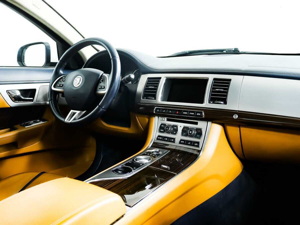 Купить Jaguar XF, 2012, 137 208 км, фото №7