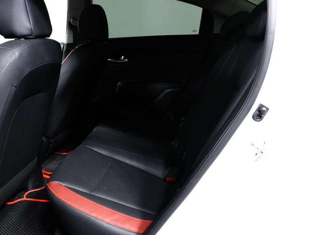 Купить Kia Rio, 2020, 69 724 км, фото №11