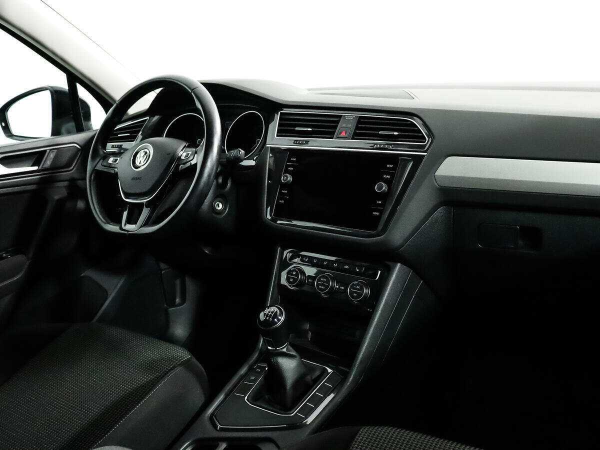 Купить Volkswagen Tiguan, 2020, 111 179 км, фото №10
