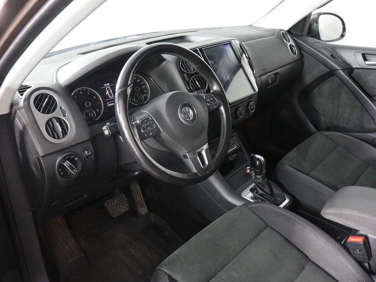Купить Volkswagen Tiguan, 2016, 128 317 км, фото №7