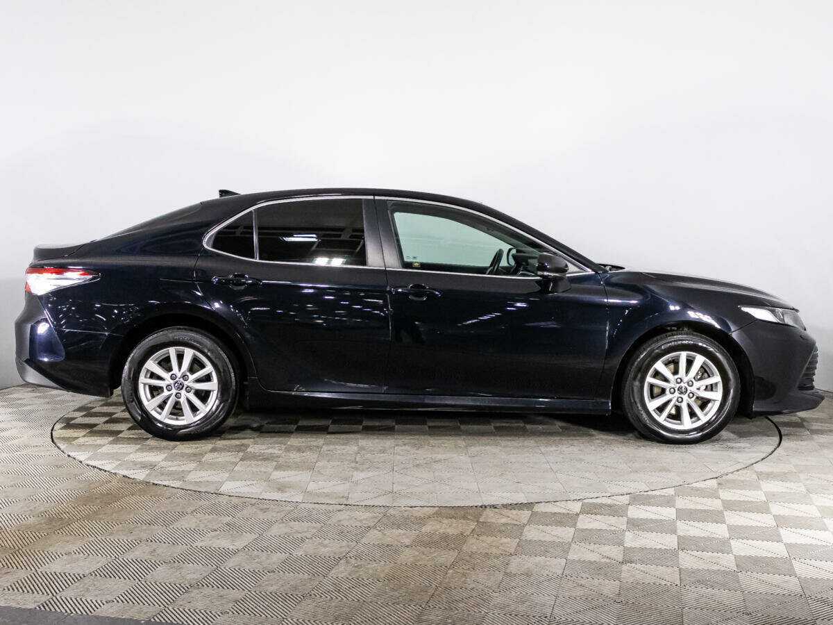 Купить Toyota Camry, 2018, 129 599 км, фото №4