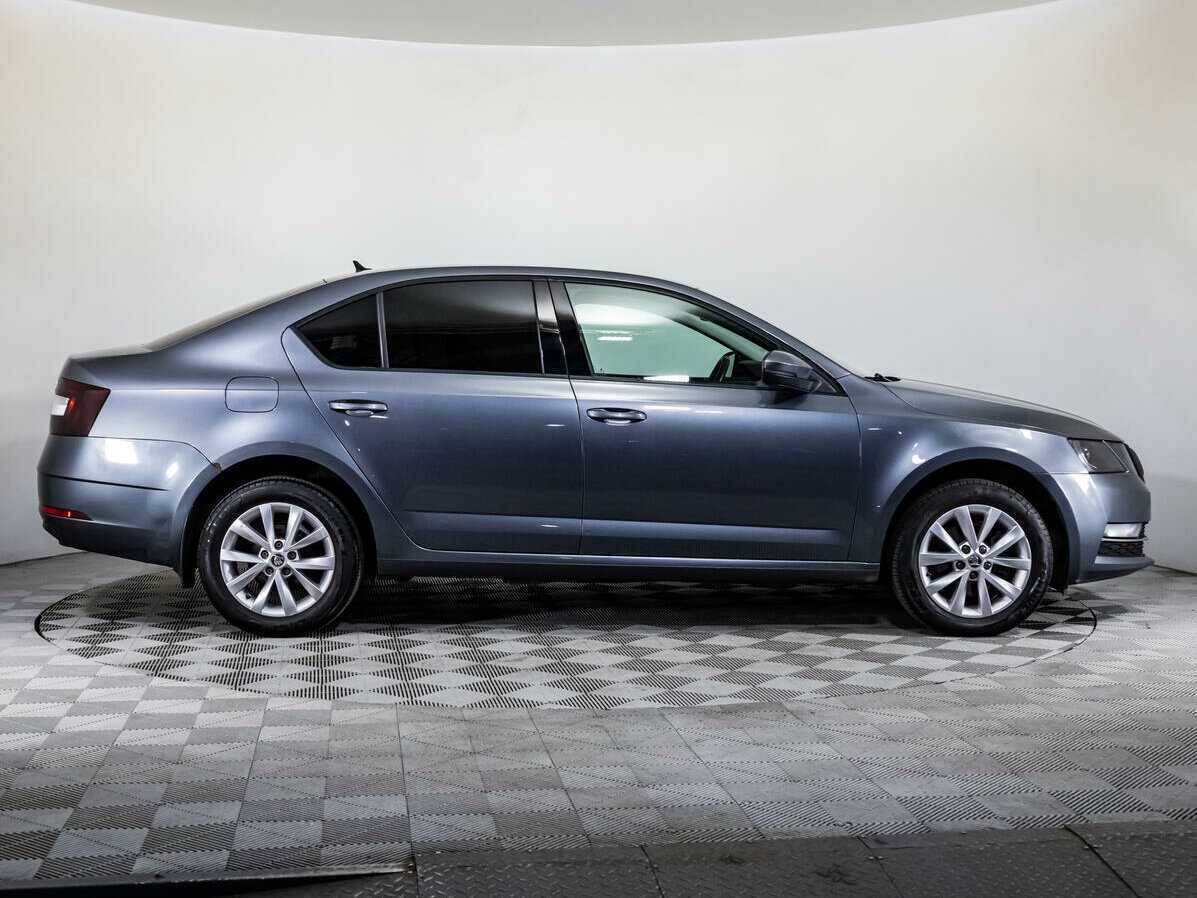 Купить Skoda Octavia, 2017, 205 394 км, фото №4