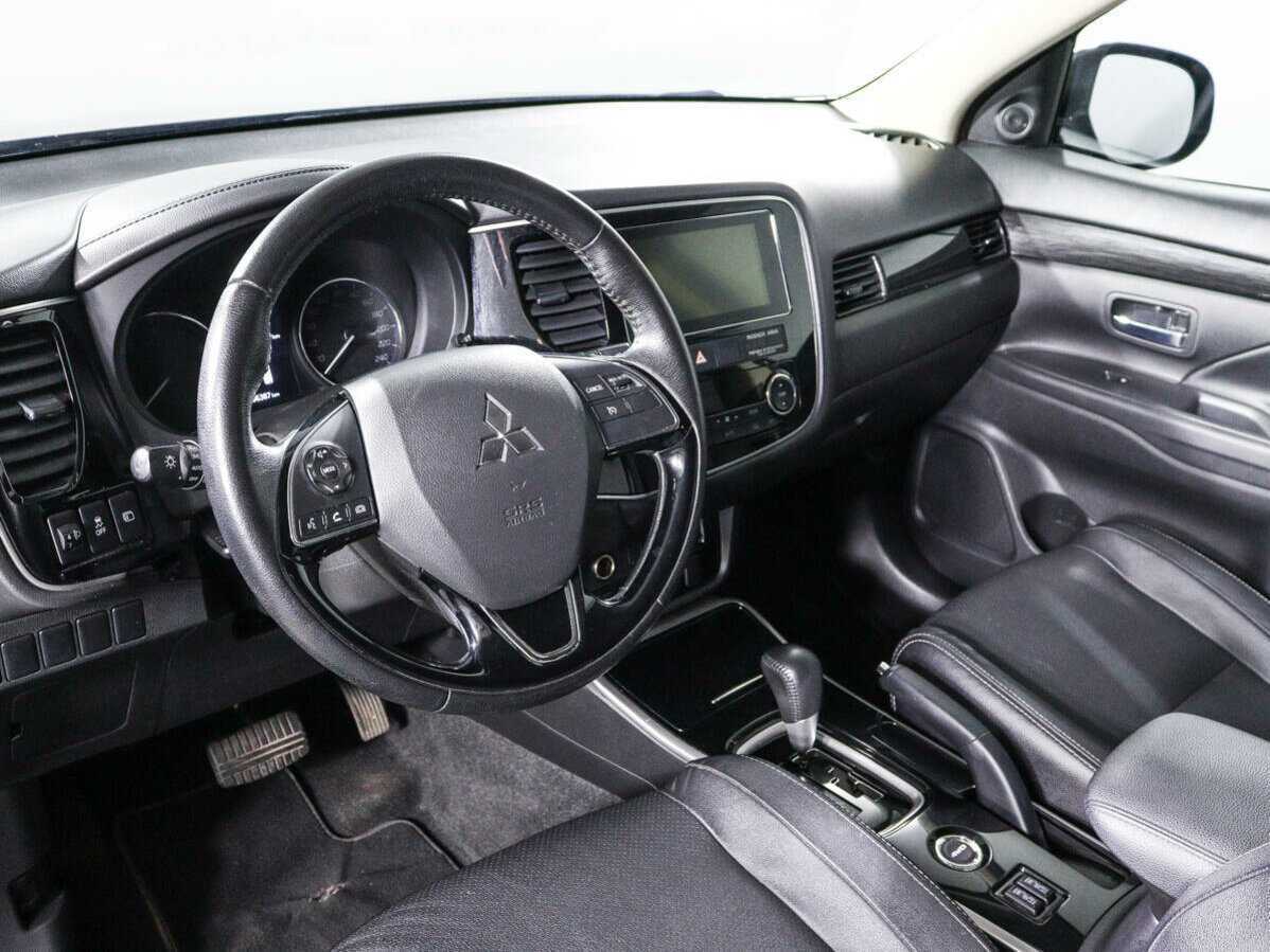 Купить Mitsubishi Outlander, 2018, 96 126 км, фото №13