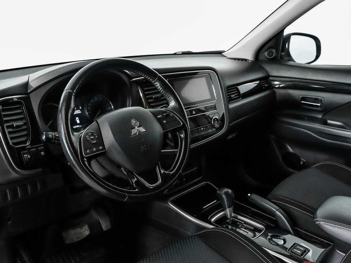 Купить Mitsubishi Outlander, 2020, 125 783 км, фото №9