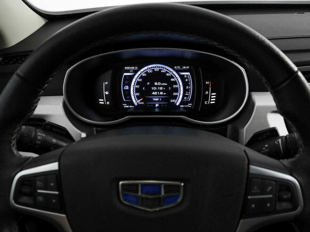Купить Geely Atlas, 2021, 31 176 км, фото №16