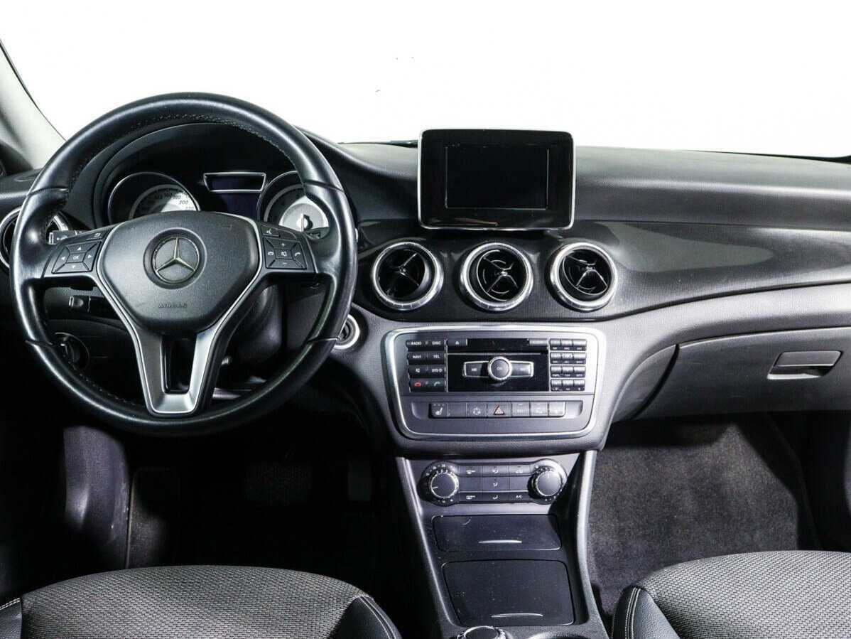 Купить Mercedes-Benz CLA 200, 2013, 78 795 км, фото №12