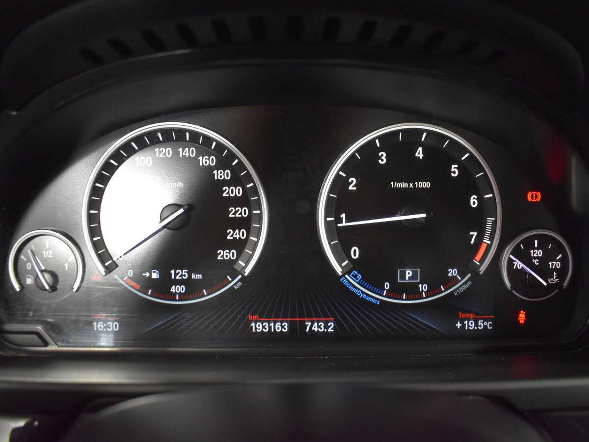 Купить BMW 5 серии 528i xDrive, 2014, 194 000 км, фото №15