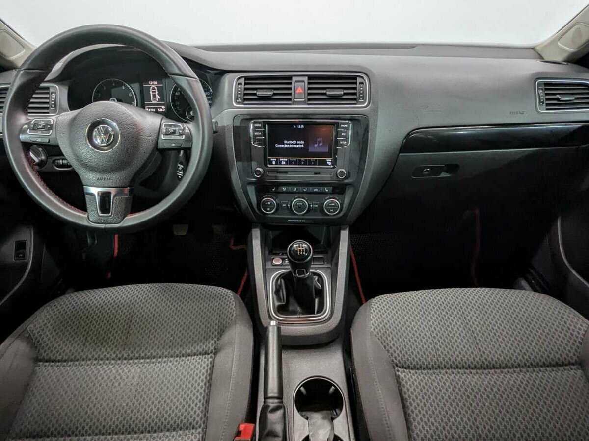 Купить Volkswagen Jetta, 2012, 251 739 км, фото №7