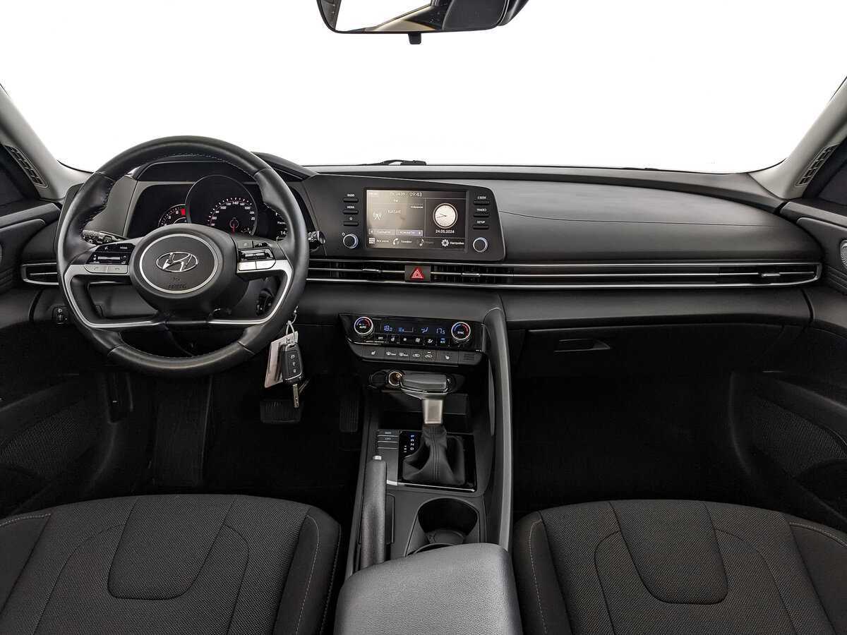 Купить Hyundai Elantra, 2021, 31 597 км, фото №10