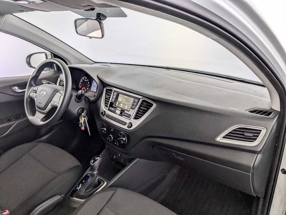 Купить Hyundai Solaris, 2020, 55 053 км, фото №9
