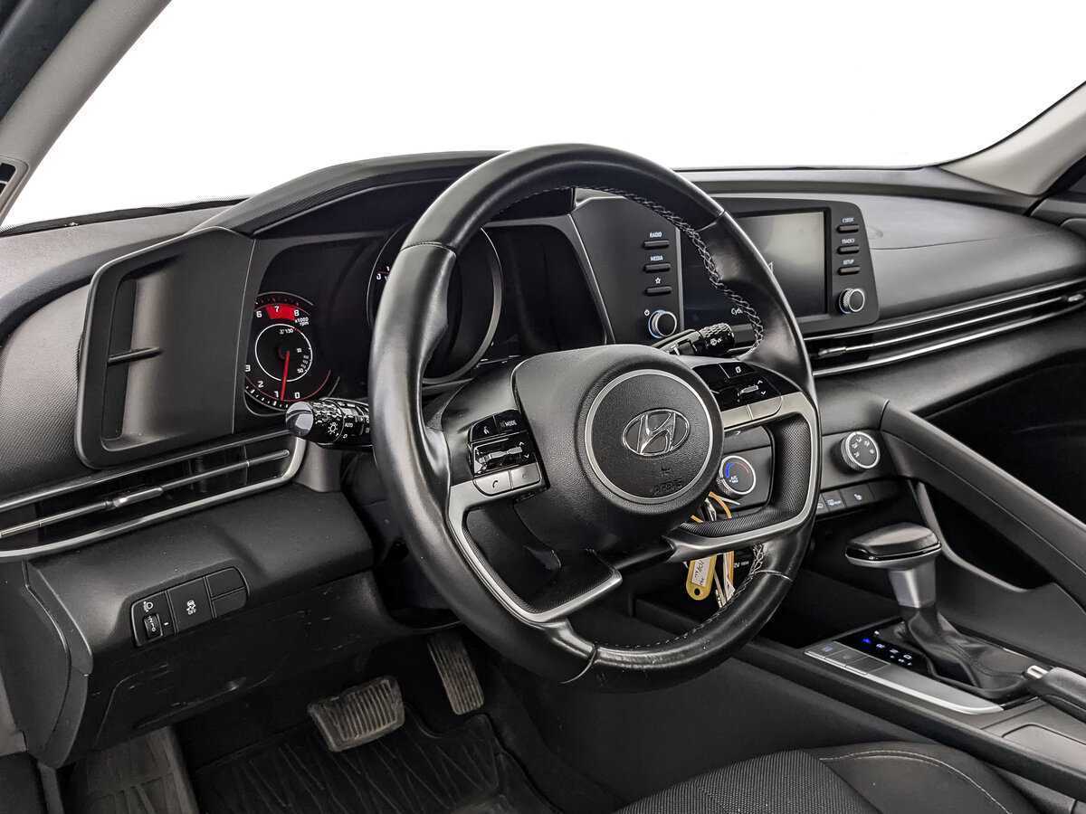 Купить Hyundai Elantra, 2021, 41 281 км, фото №11