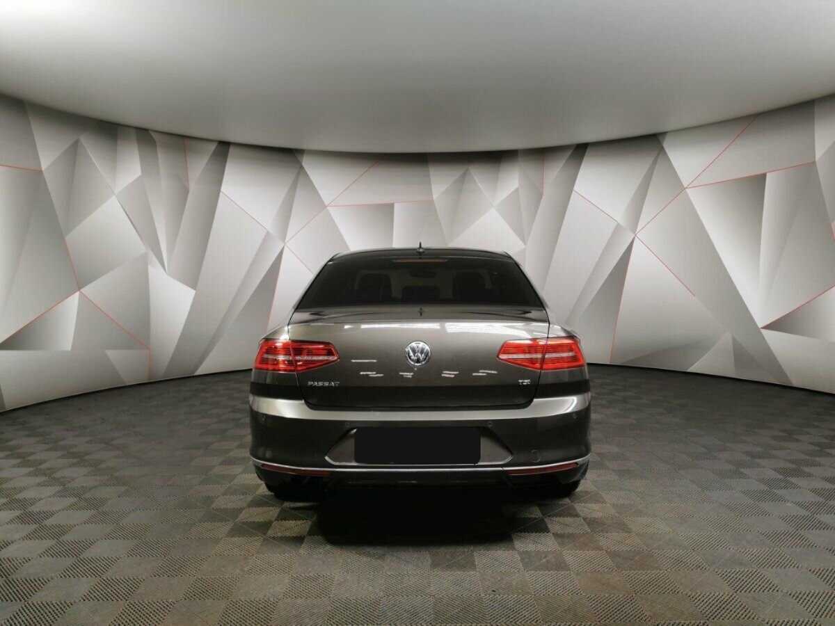 Купить Volkswagen Passat, 2018, 110 898 км, фото №8
