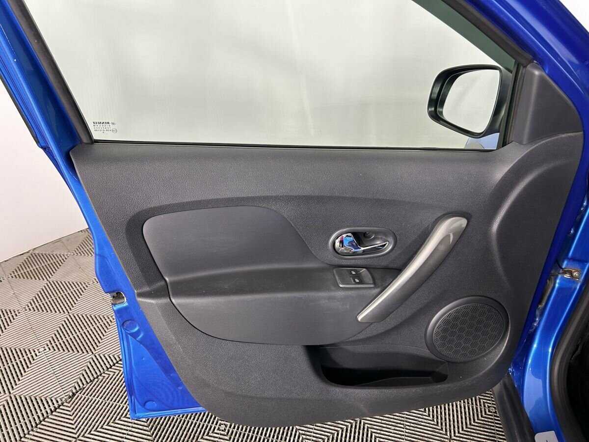 Купить Renault Sandero, 2016, 166 937 км, фото №8