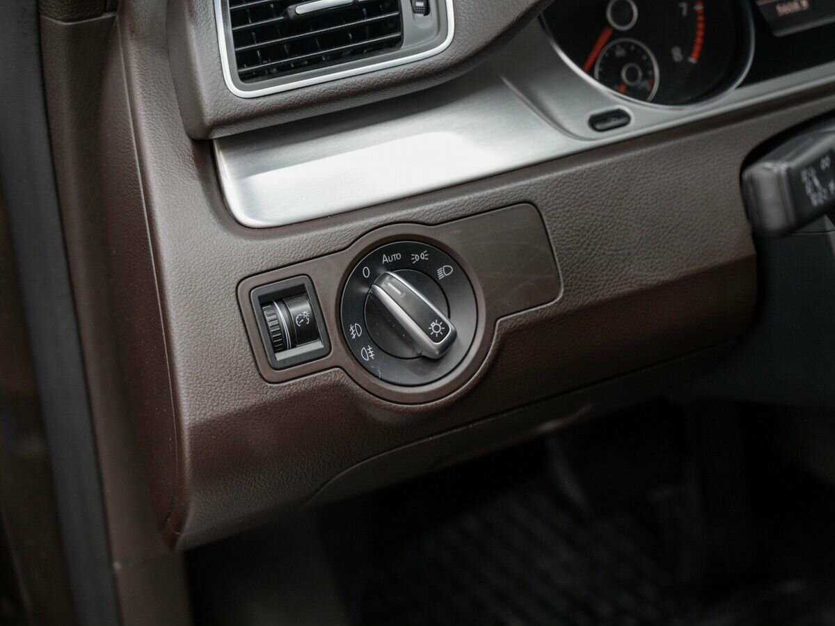 Купить Volkswagen Passat, 2012, 215 000 км, фото №17