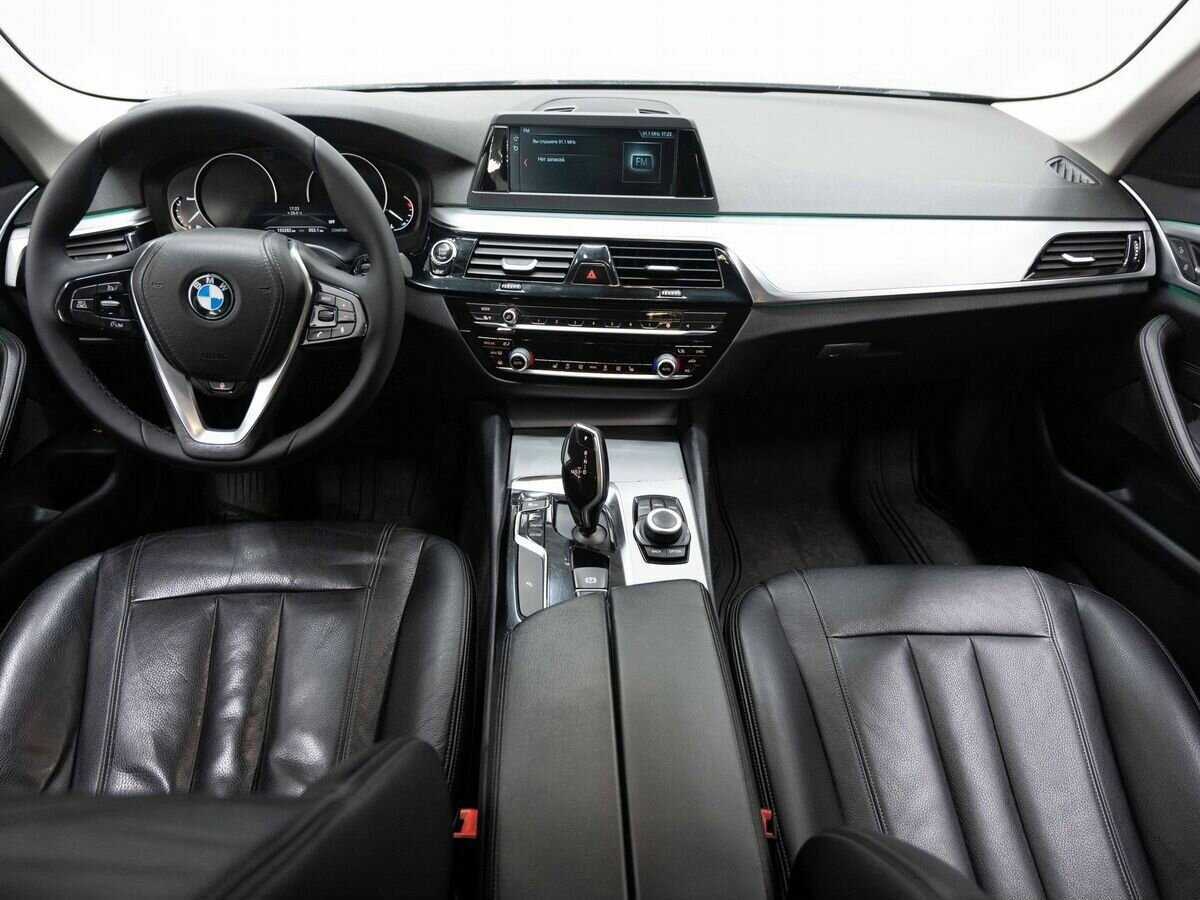 Купить BMW 5 серии 520d, 2018, 155 280 км, фото №14