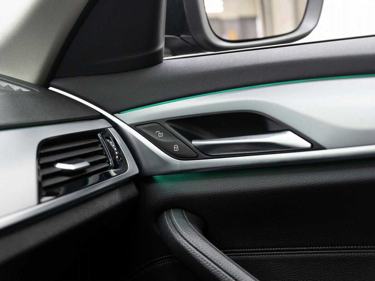 Купить BMW 5 серии 520d, 2018, 155 280 км, фото №26