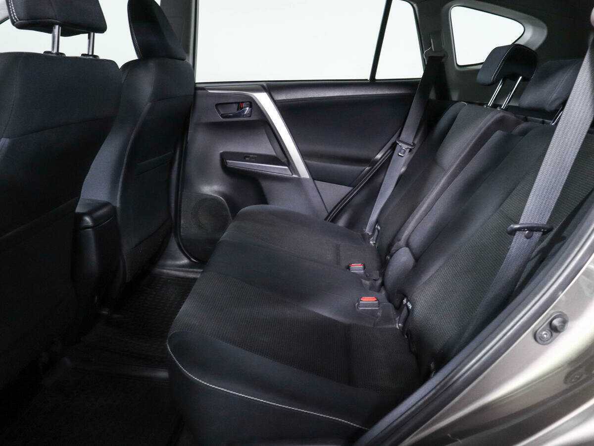 Купить Toyota RAV4, 2016, 136 900 км, фото №10