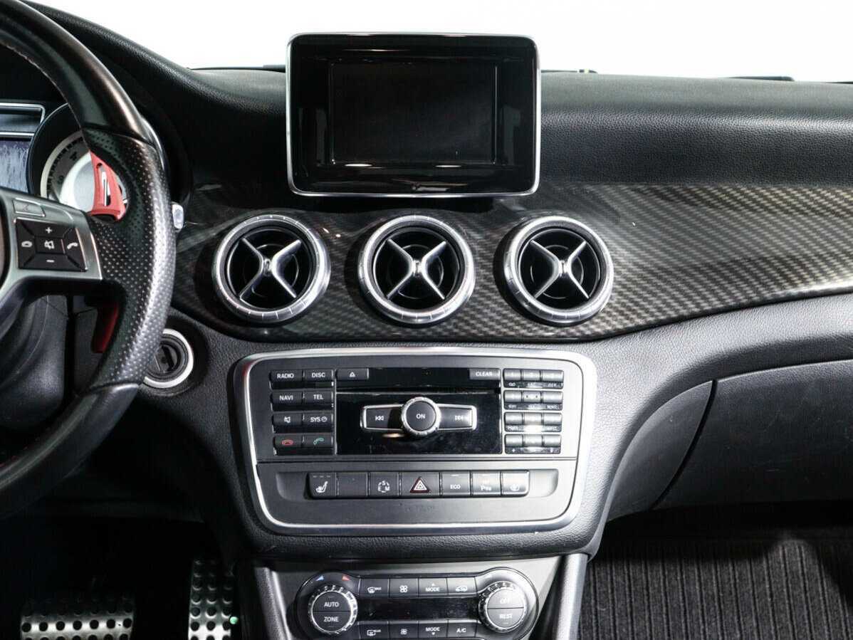 Купить Mercedes-Benz CLA 200, 2013, 67 000 км, фото №12