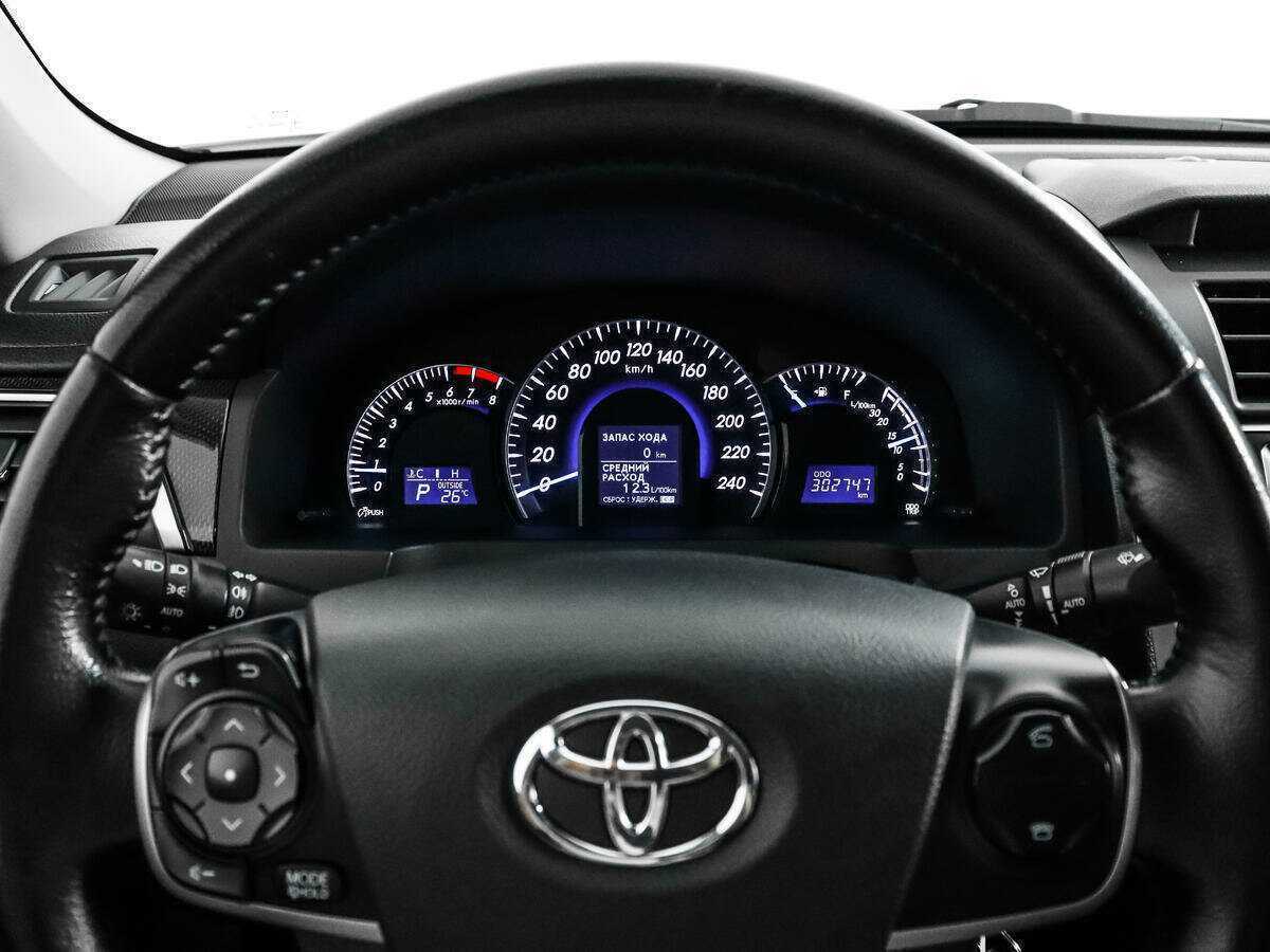 Купить Toyota Camry, 2014, 302 746 км, фото №17