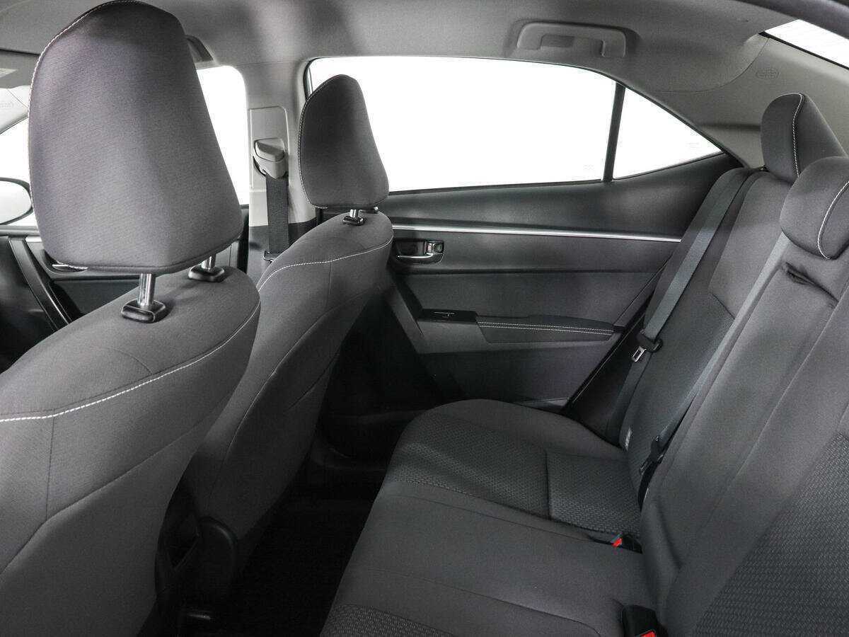 Купить Toyota Corolla, 2017, 37 167 км, фото №12