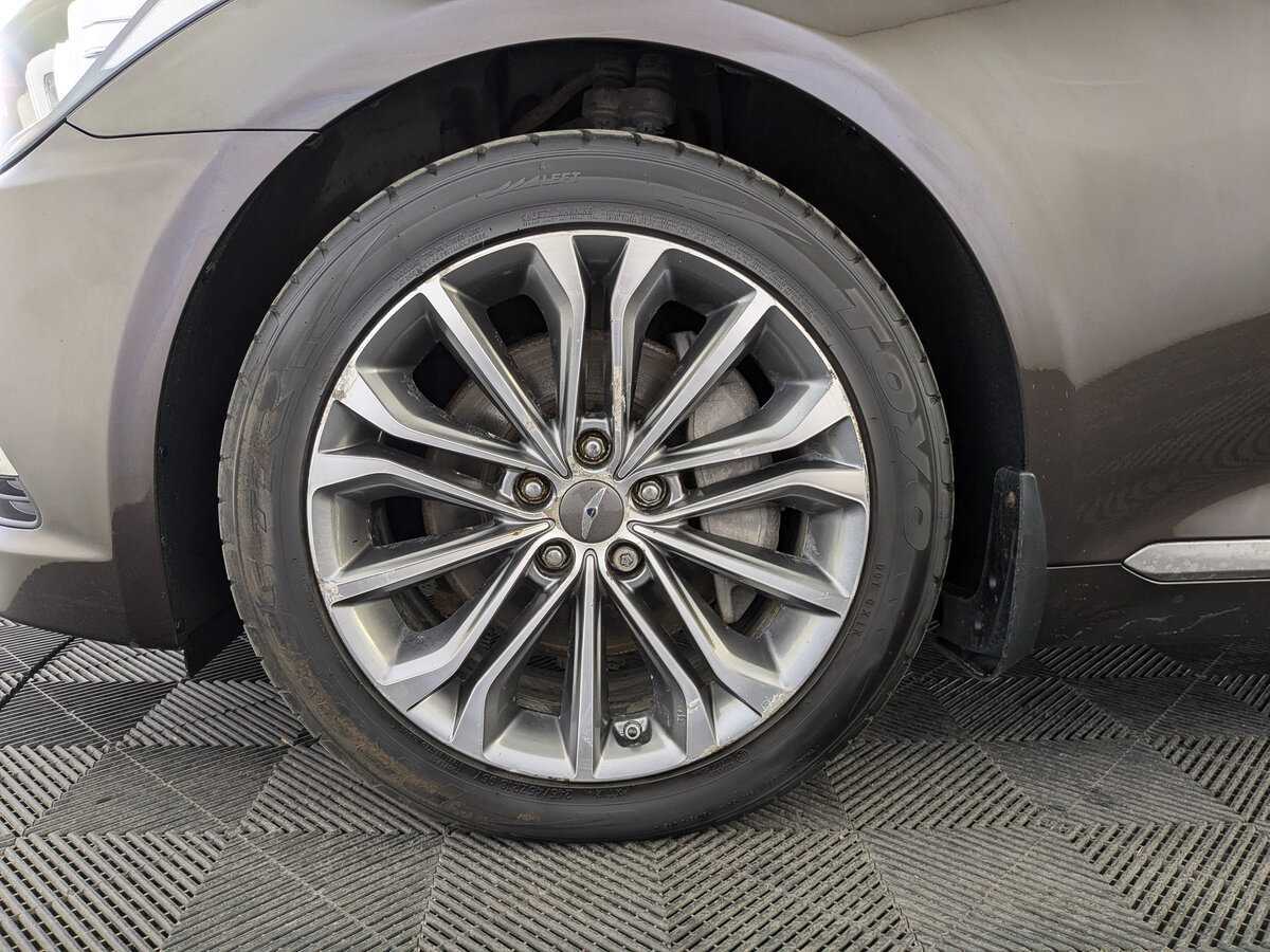 Купить Hyundai Genesis, 2015, 88 628 км, фото №17