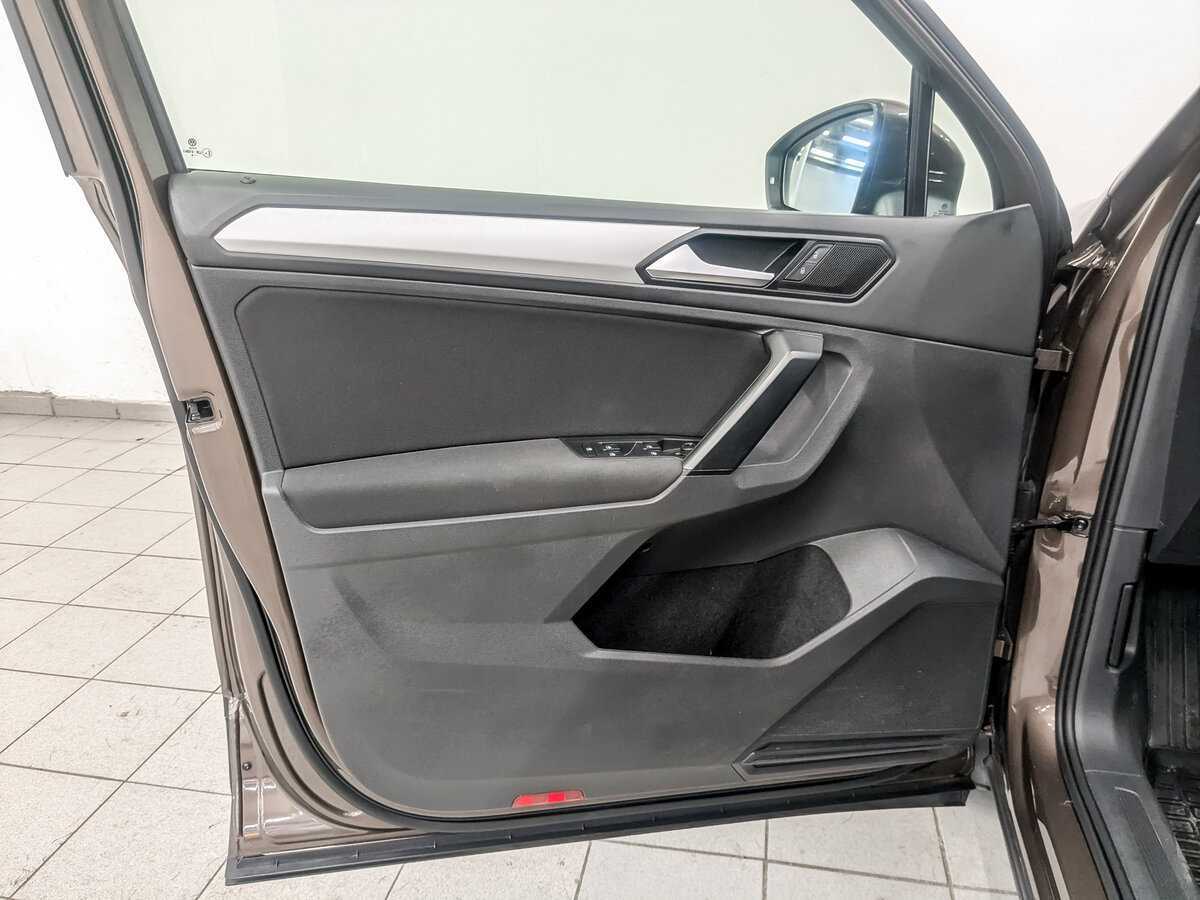 Купить Volkswagen Tiguan, 2019, 93 621 км, фото №19
