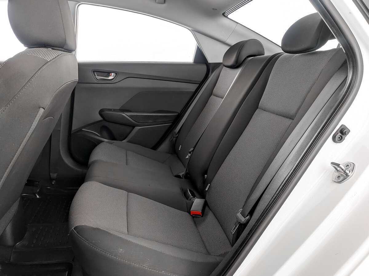 Купить Hyundai Solaris, 2018, 128 050 км, фото №11