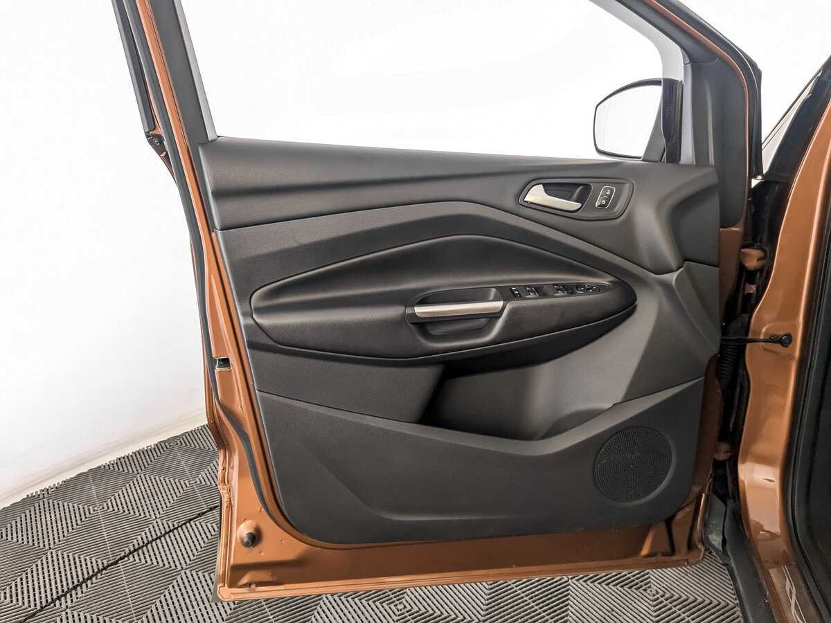 Купить Ford Kuga, 2018, 105 916 км, фото №19