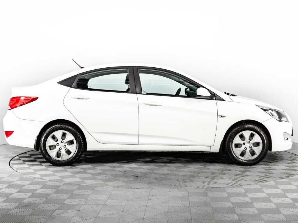 Купить Hyundai Solaris, 2016, 150 133 км, фото №4