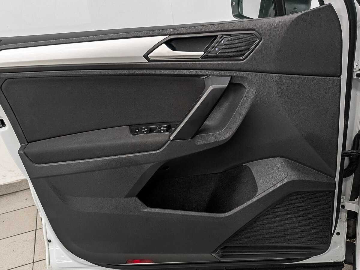 Купить Volkswagen Tiguan, 2021, 166 114 км, фото №16