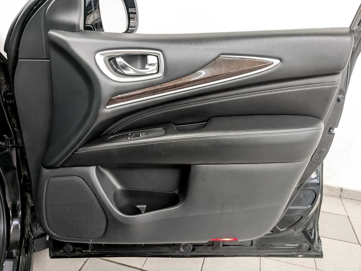 Купить Infiniti QX60, 2017, 102 000 км, фото №25