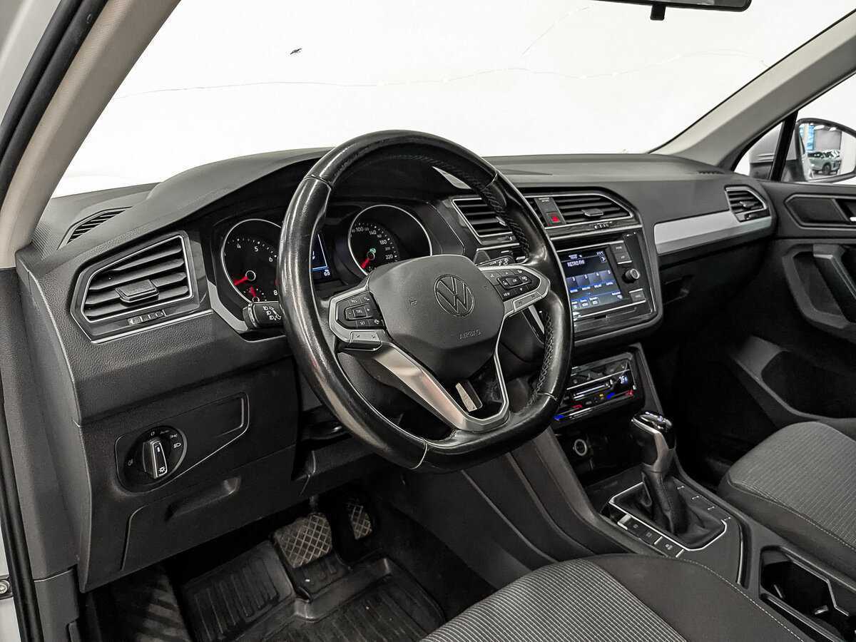Купить Volkswagen Tiguan, 2021, 150 984 км, фото №14