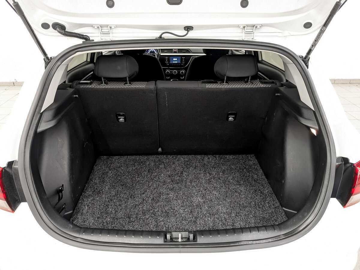 Купить Kia Rio X-Line, 2017, 105 572 км, фото №10